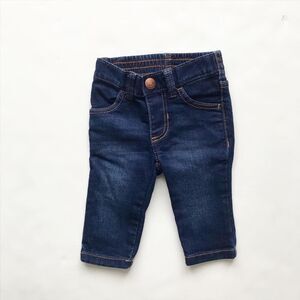 Old navy dark wash skinny jeans EUC  3-6 months